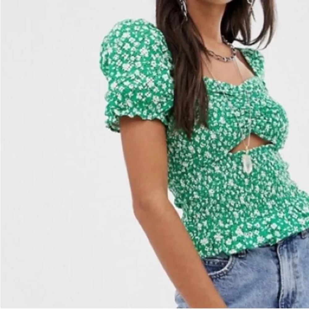 Green Floral Puff Sleeve Top